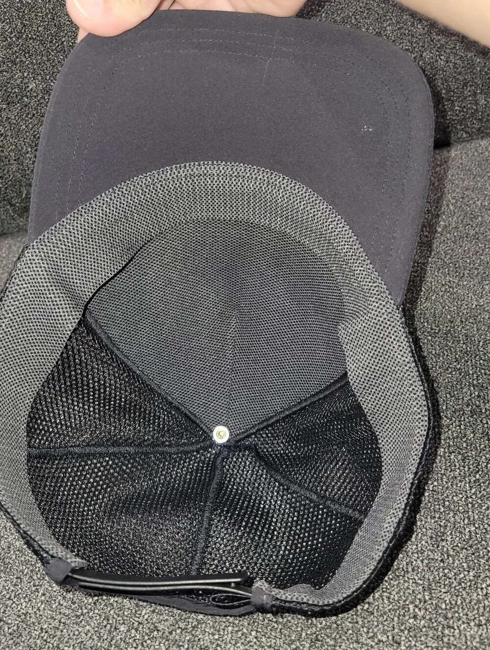 Lululemon Commission Hat Mens Black Sweat Wicking Mesh Snapback Cap